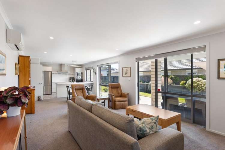 8 Livingstone Drive Papamoa_2