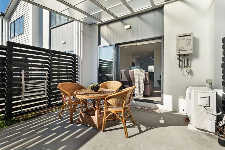 28A Biplane Street Takanini_12
