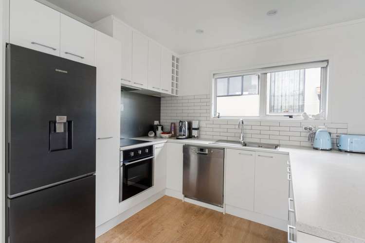 2/69 Paihia Road One Tree Hill_6