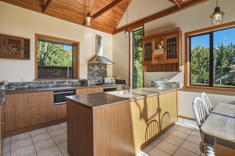 3 Ings Avenue Saint Clair_3