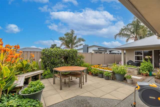 2 Arthur Close Clive_2