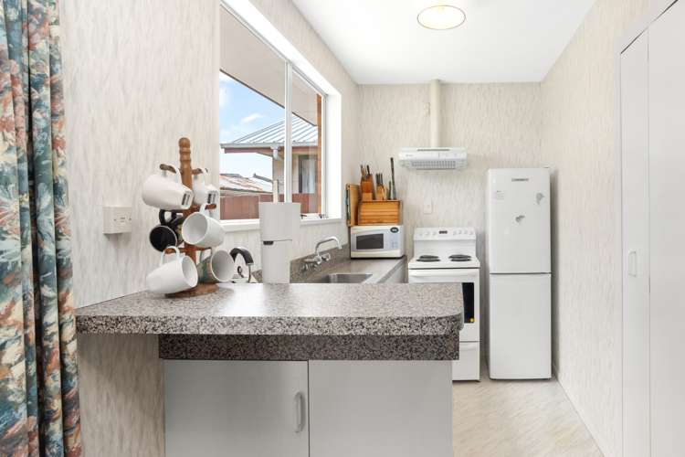 2/96 Buchanans Road Hei Hei_2