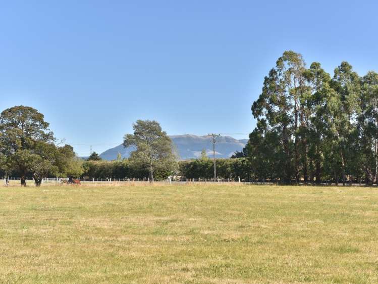 213 Lawcocks Road Amberley_16