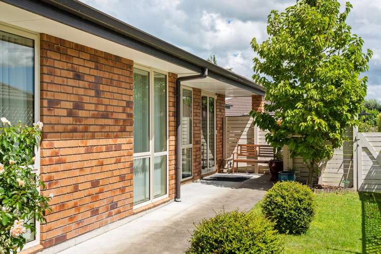 26 Sterling Park Lytton West_1