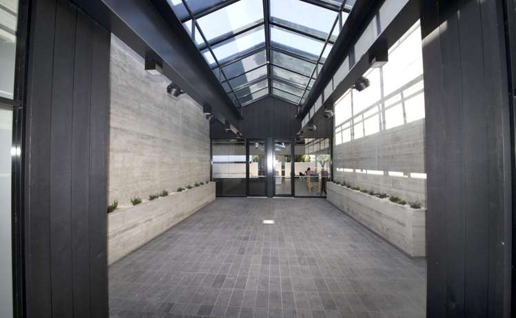 2 | 182 Jervois Road_0