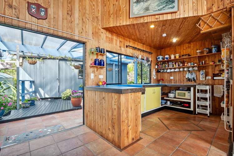 100 Seaview Road Piha_14
