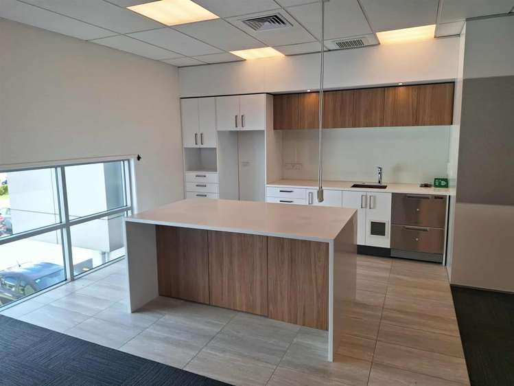 92 Russley Road Russley_9