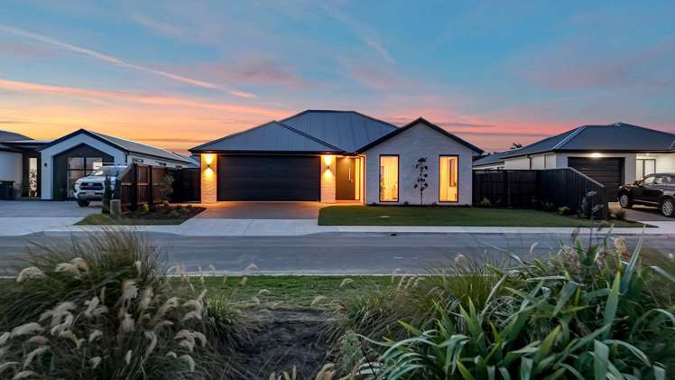 29 Weaver Street Ravenswood_33