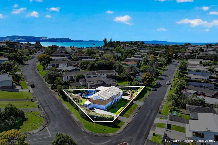 92 Rosario Crescent Red Beach_5