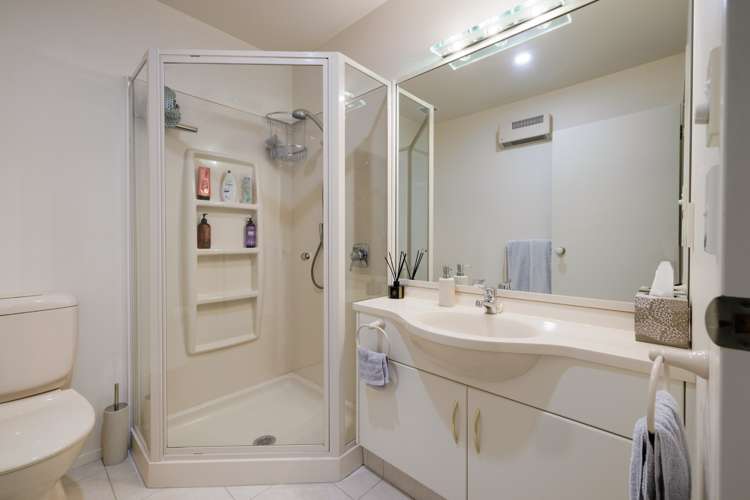 4c/1 Marine Parade Mount Maunganui_13