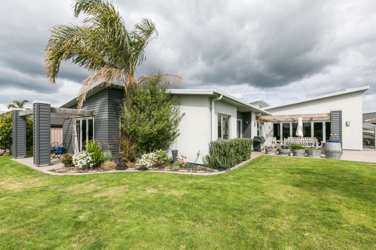 60 Merlot Drive Greenmeadows_24