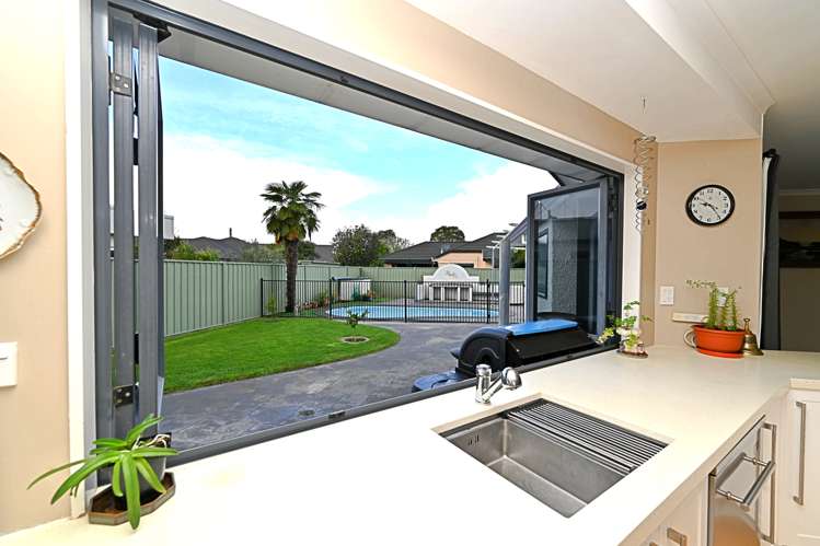 81 Kensington Drive Taradale_7