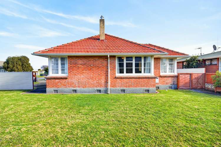 84 Barker Road_0