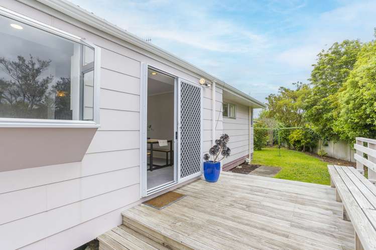 52 Parakai Street Paraparaumu_8