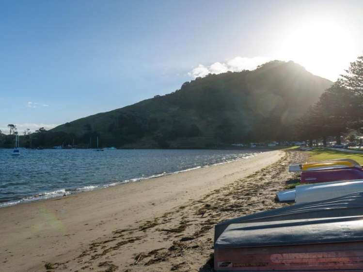 202/15 The Mall Mount Maunganui_9