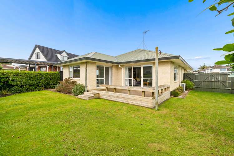 22 Len Garlick Place Papakura_1