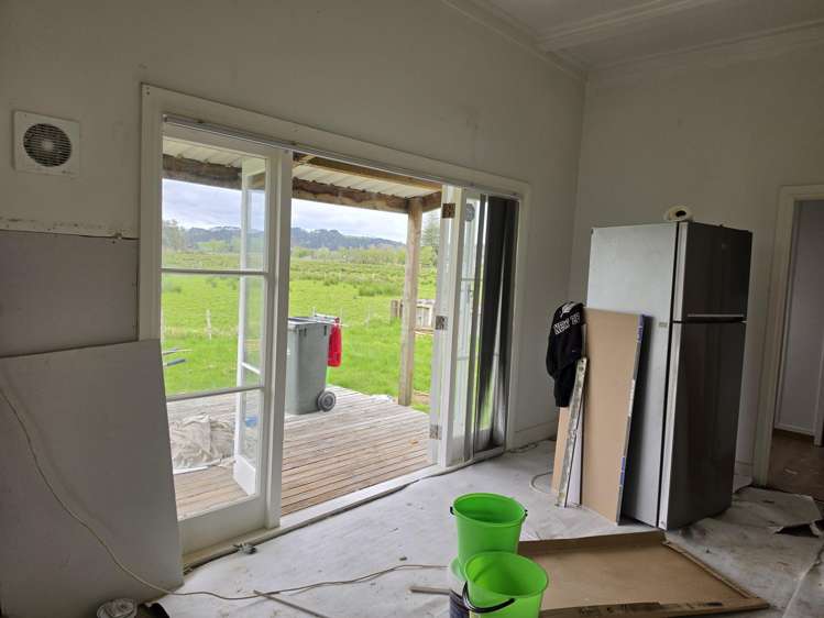 212 Parkhurst Road, Parakai_4
