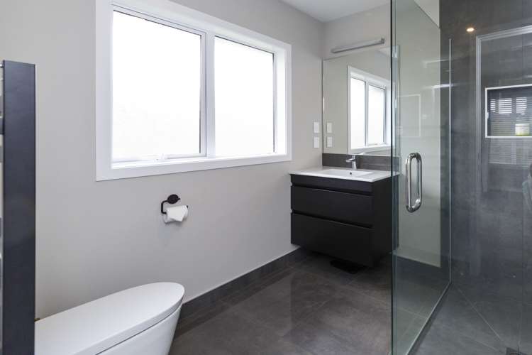 3 Coutts Way Fitzherbert_13