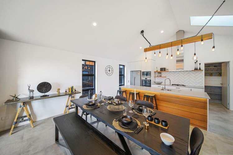 Lyndhurst Road Frimley_4