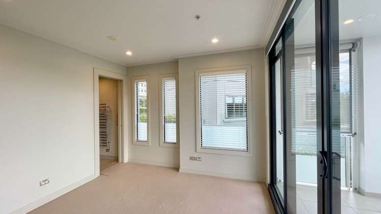 1G/24 James Cook Crescent Remuera_7