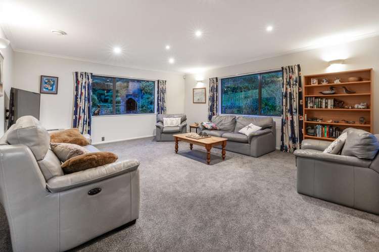 61 Coroglen Rise Pukerua Bay_12