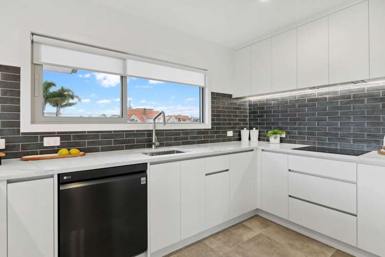 1/7 Seacliffe Avenue Belmont_6