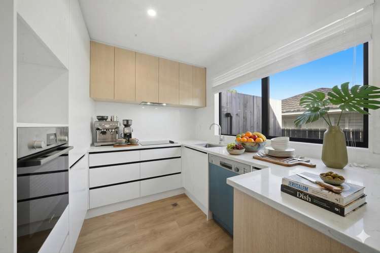 88D Sylvan Crescent Te Atatu South_1