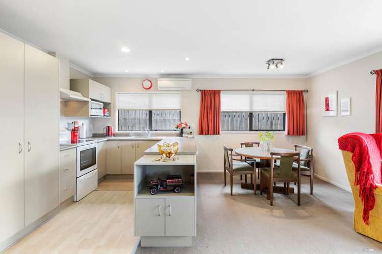 1/269 Queen Street Pukekohe_4