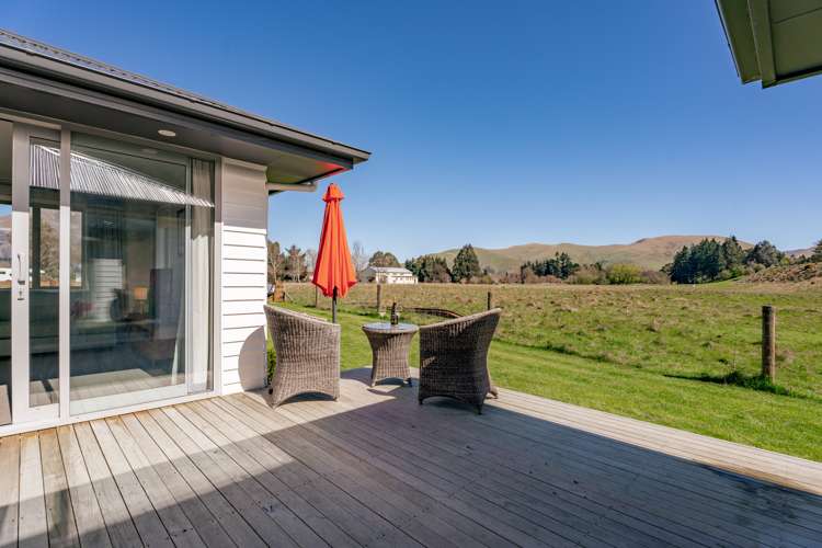 4 Carlisle Street Lumsden Surrounds_6