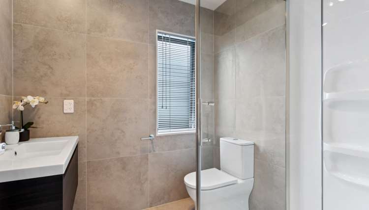 5 Aquamarine Road Papakura_15