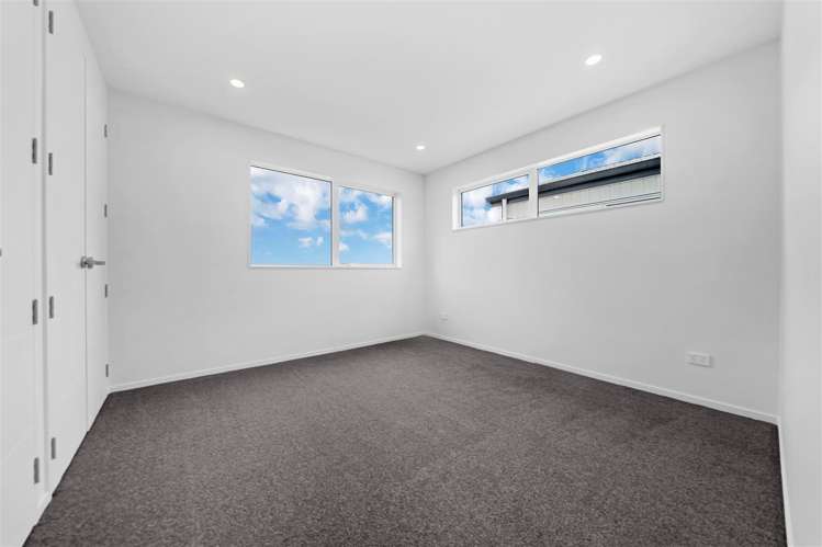 6 Longview Oak Lane Papakura_19