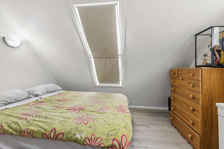 419 and 431 Takapu Road Takapu Valley_31