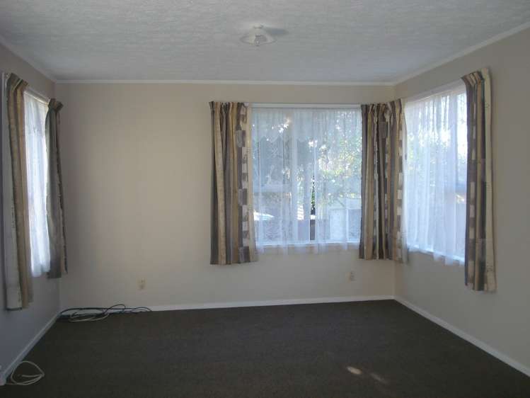 8 Smedley Street Manurewa_18