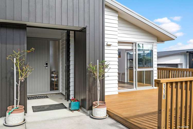 118 Parkview Drive Gulf Harbour_18