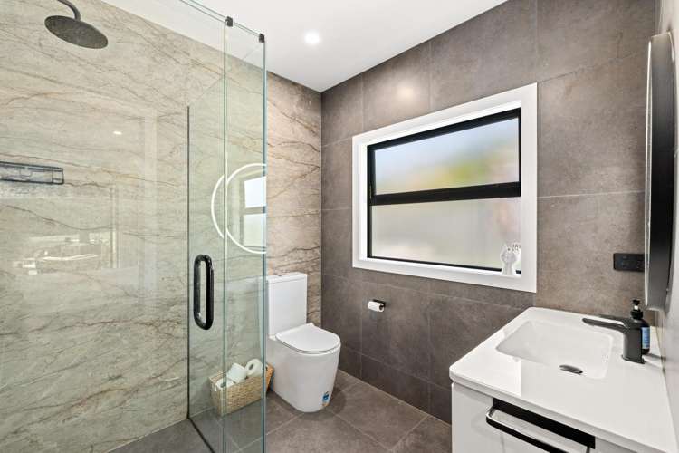 69 Oak Road Poraiti_5