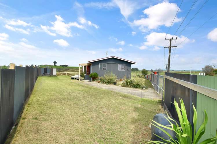 342 Pukehina Beach Road Pukehina Beach_25