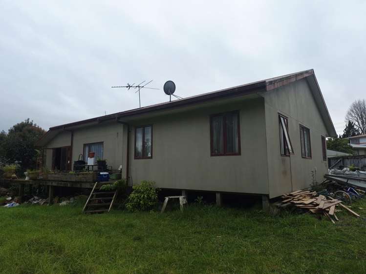 8a Inver Street Glen Eden_10