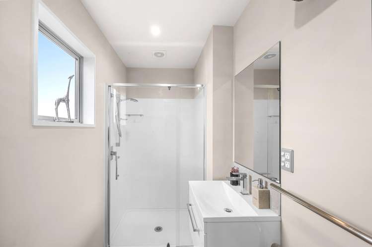 12/16 Hamill Road Halswell_11