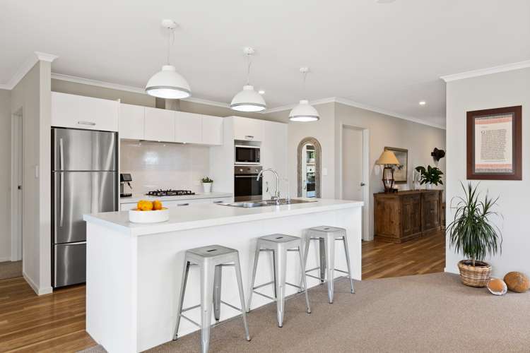 43 Beachwood Drive Hatfields Beach_3