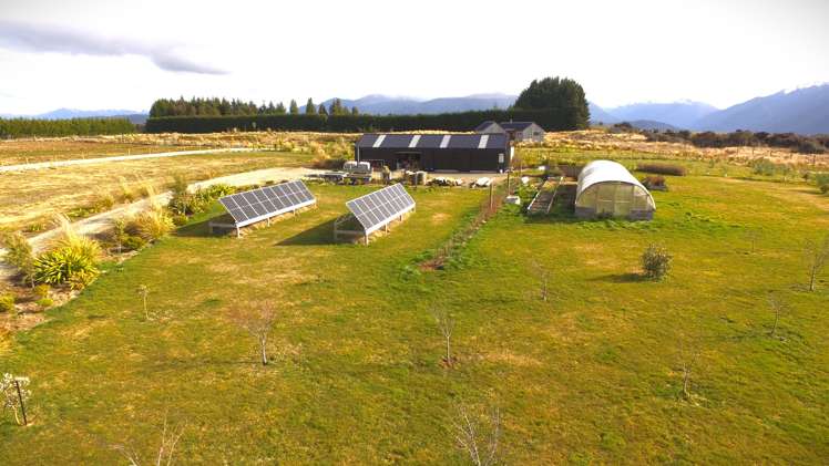 Lot 2 Part of 299 Sinclair Te Anau_2