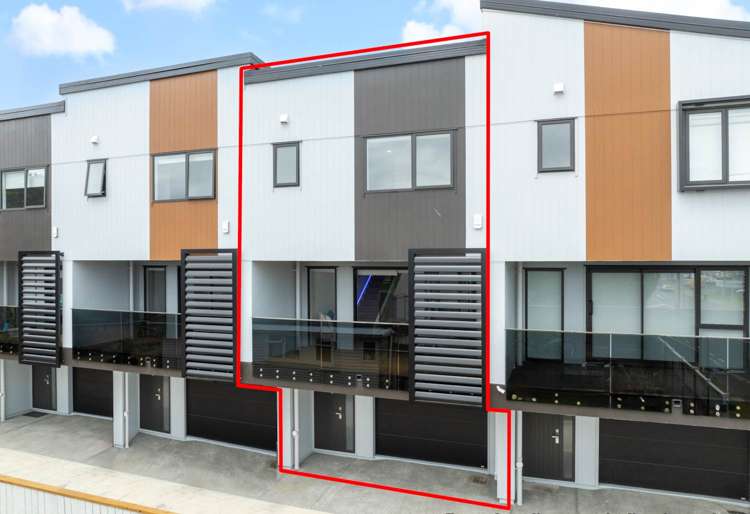 2/127 Stoddard Road Mt Roskill_17