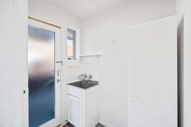 1/91 Waltham Road Sydenham_14