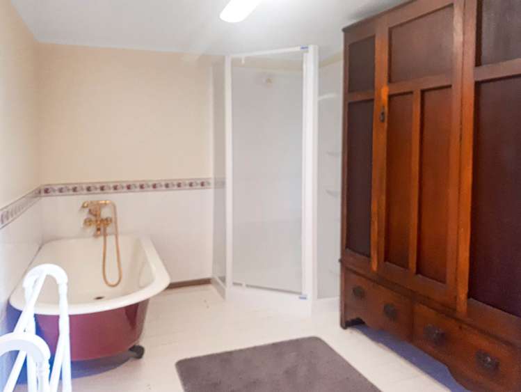 4 Fairhaven Walk Wade Heads_23