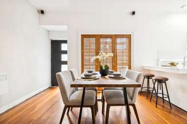 2/542 Parnell Road_2