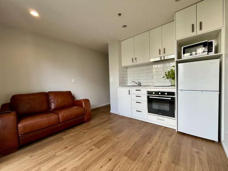 503/36 Eden Crescent 10015_10