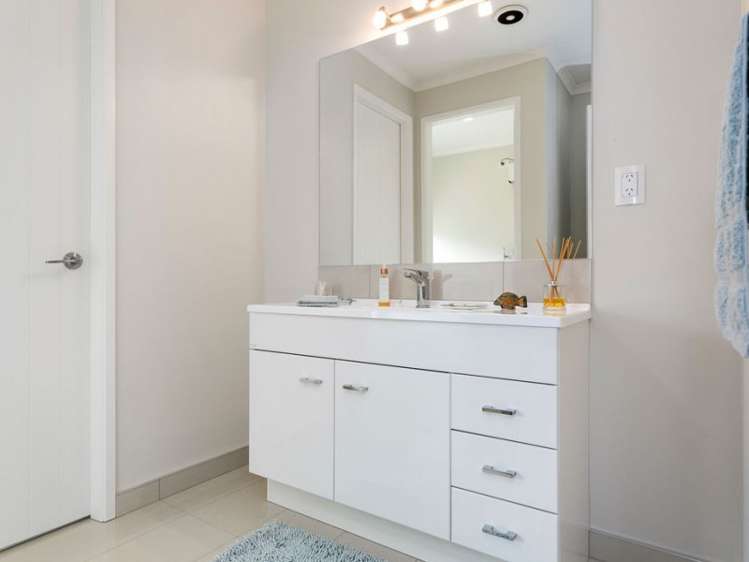 39 West Thompson Street Leamington_15