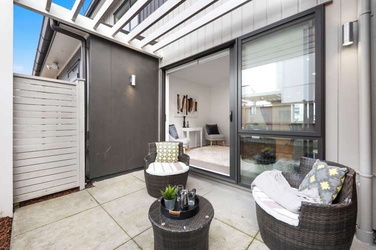 5 Tomtit Lane Flat Bush_13