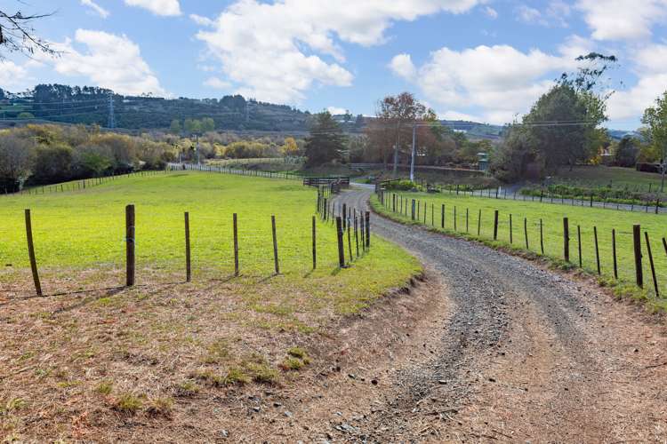 1083 Churchill Road Pukekawa_17