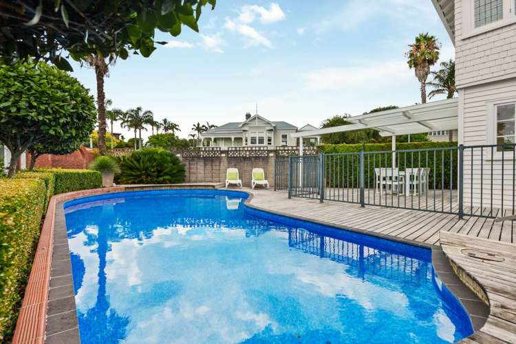 22 Marine Parade Herne Bay_26