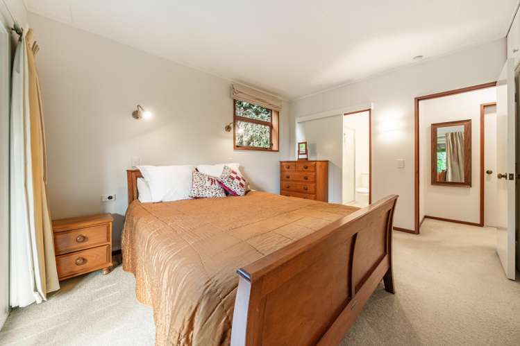 13 Bayview Road Paremata_20